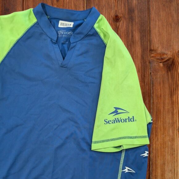 SeaWorld Aquatica Employee Uniform Threads Dri Express Blue Green Medium - Picture 3 of 6